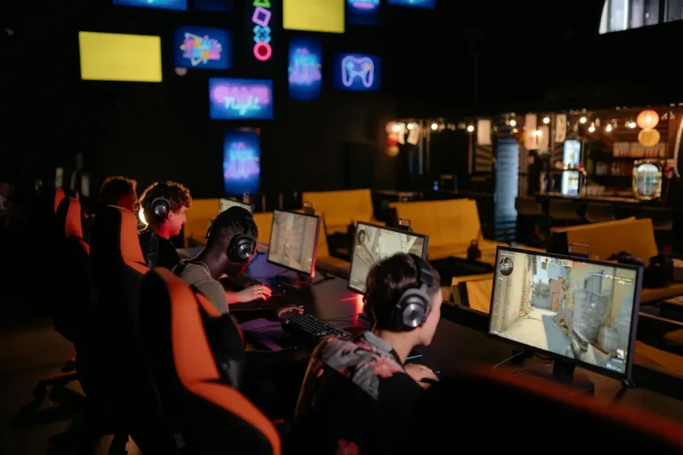5 Game Communities Worth Joining (and 3 to Avoid)