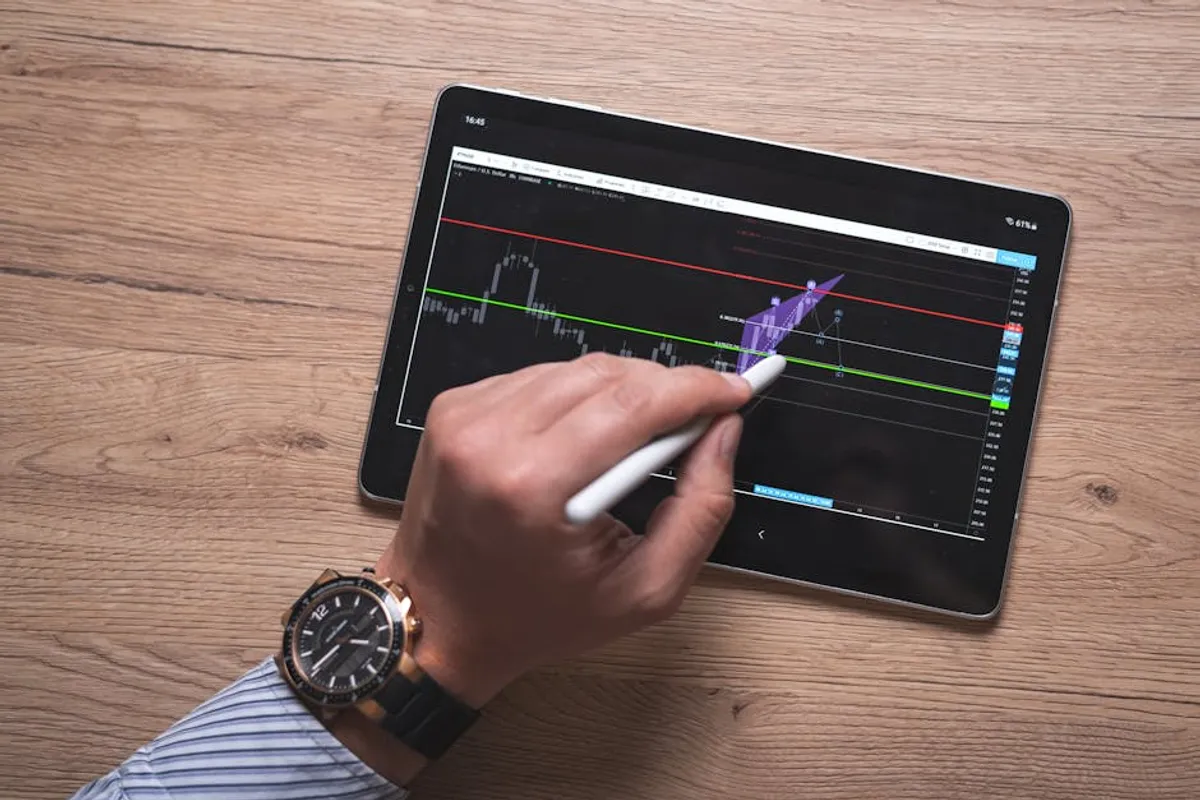 Real-time Analytics Platforms: Complete Guide, Features, Uses, and Alternatives